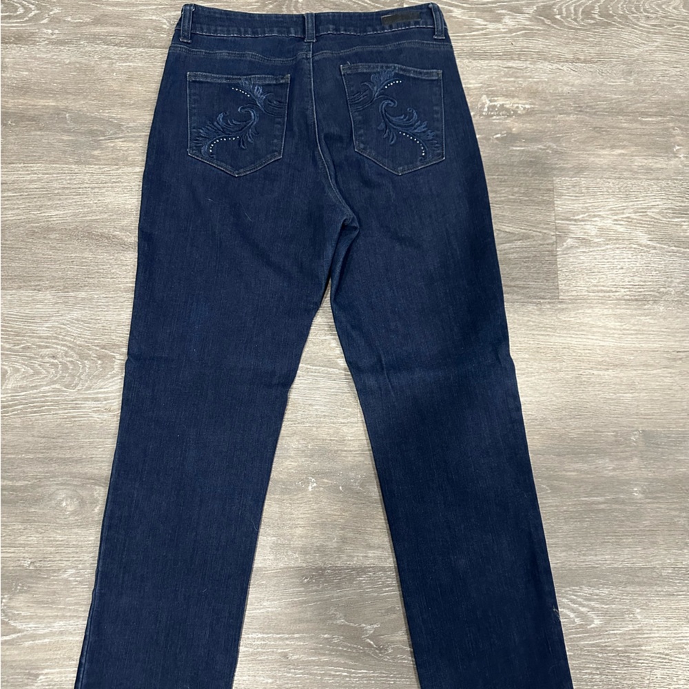 Women’s Lee Classic Fit Navy Blue Denim Jeans with Embroidered Pockets, Size 10. - Picture 11 of 14